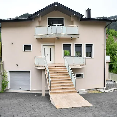 Majetic Na Uni Villa *