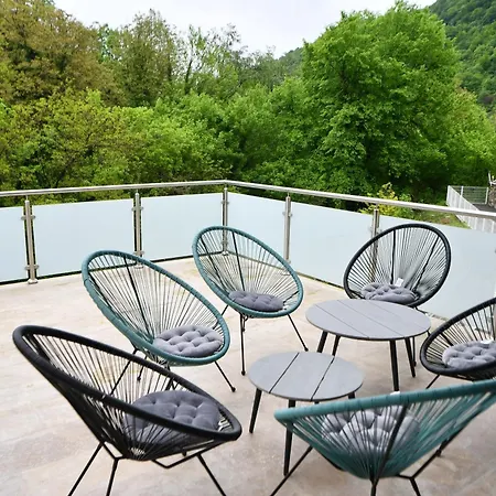 Villa Majetic Na Uni
