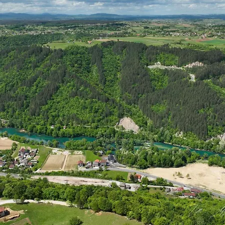 Majetic Na Uni Villa Bihać