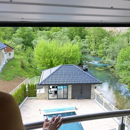 Majetic Na Uni Villa *