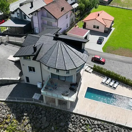 Majetic Na Uni Villa Bihać